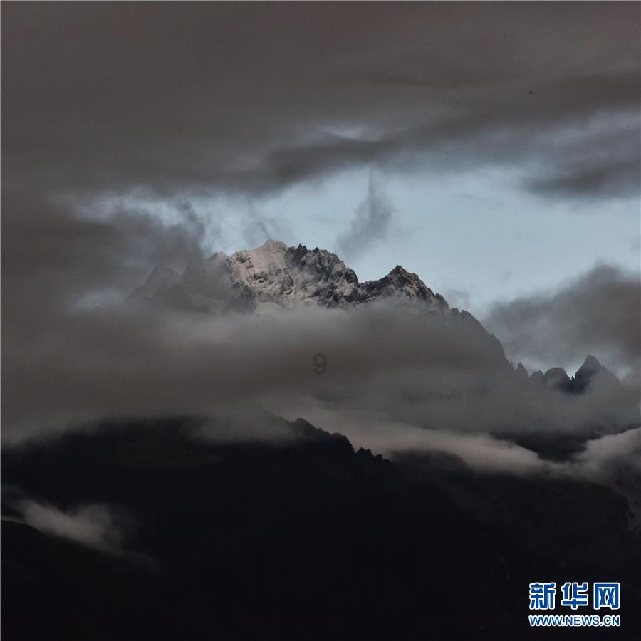 救援受困的小偷